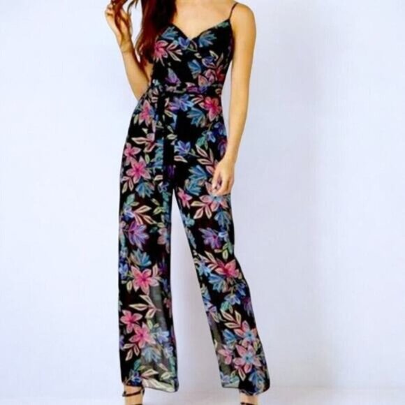 Guess‎ Elana Black Floral Wide Leg Halter Jumpsuit - Size 6 - Picture 1 of 11